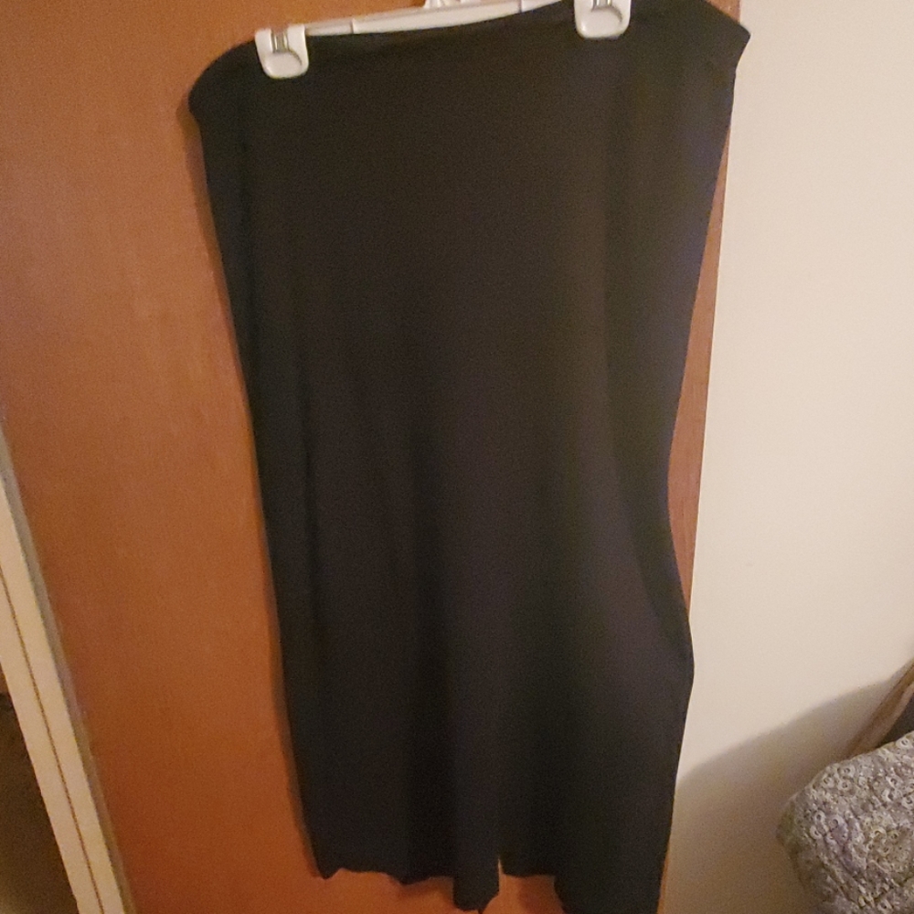 Laura Scott black knit skirt size XL